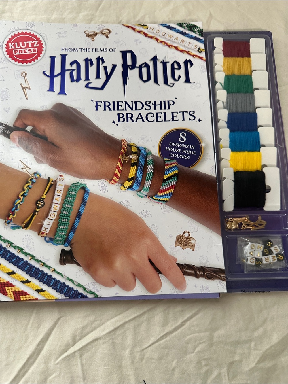 Harry Potter Friendship Bracelets - Multicolor Craft Kit 47 pages of designs NWT